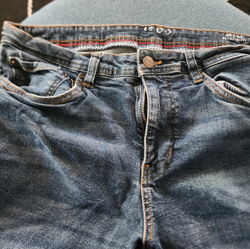 Izod Men Blue Relaxed Jeans 34x30